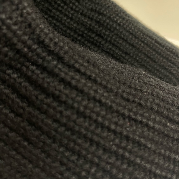 UGG Classic Cardy Knit Black - Picture 4 of 8